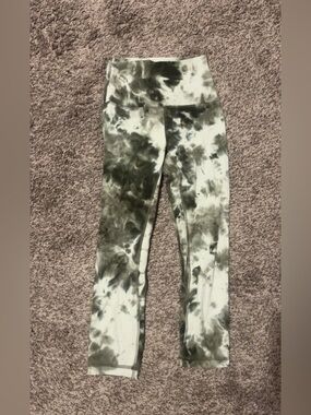 Lululemon align green diamond dye leggings size 2!